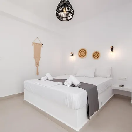 Apartmanhotel Althea Paros 4*
